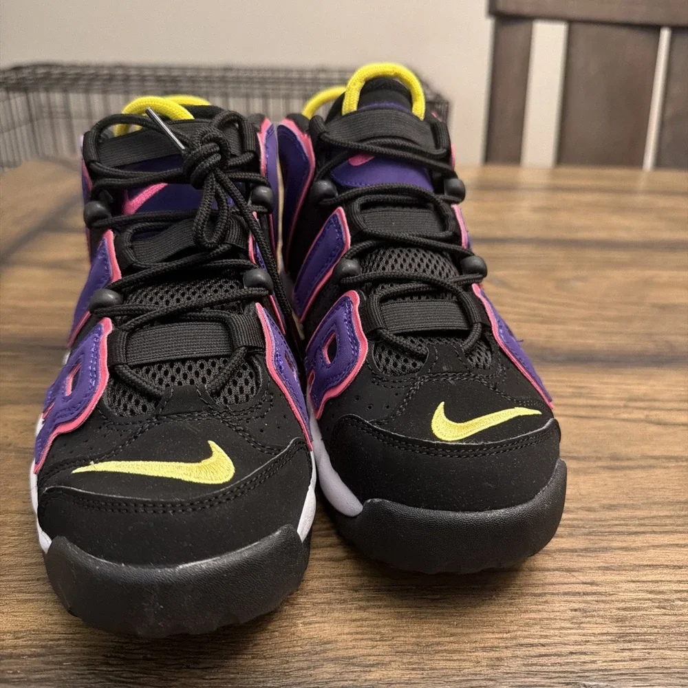 Nike air more